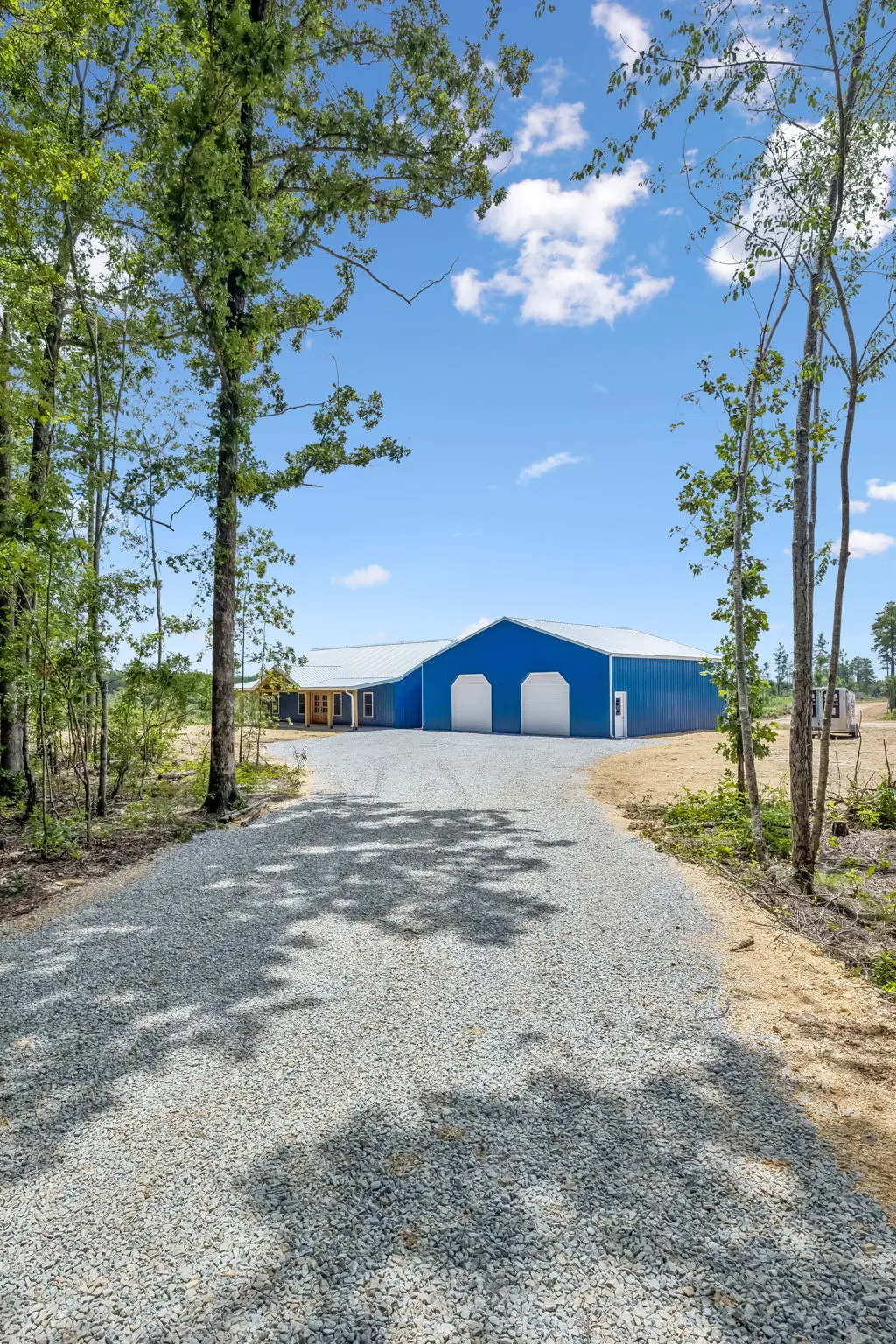 Approach at 1855 Linden Hwy, a barndominium in Hohenwald, Tennessee