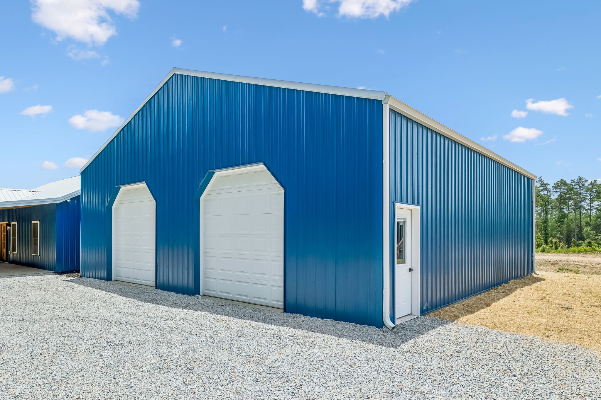 Exterior garage at 1855 Linden Hwy, a barndominium in Hohenwald, Tennessee