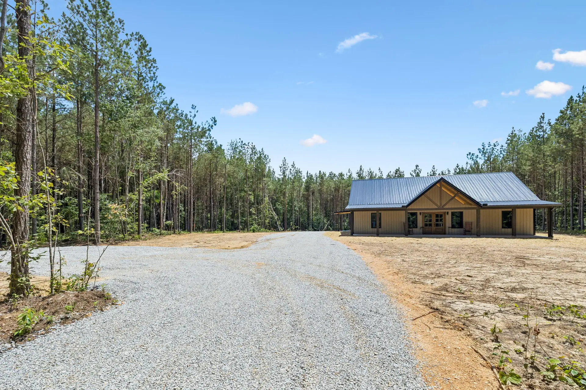 Approach at 1975 Linden Hwy, a barndominium in Hohenwald, Tennessee
